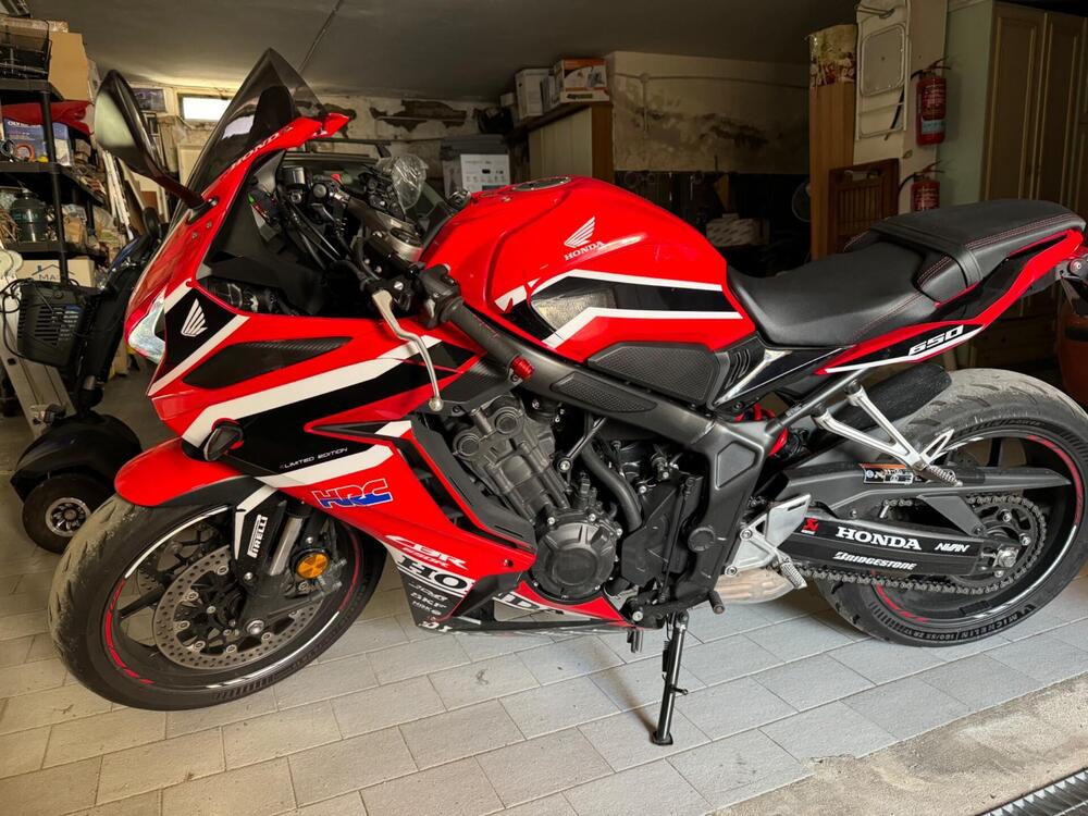 Honda CBR 650 R (2021 - 23) (3)