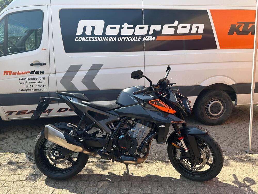 KTM 990 Duke (2024)