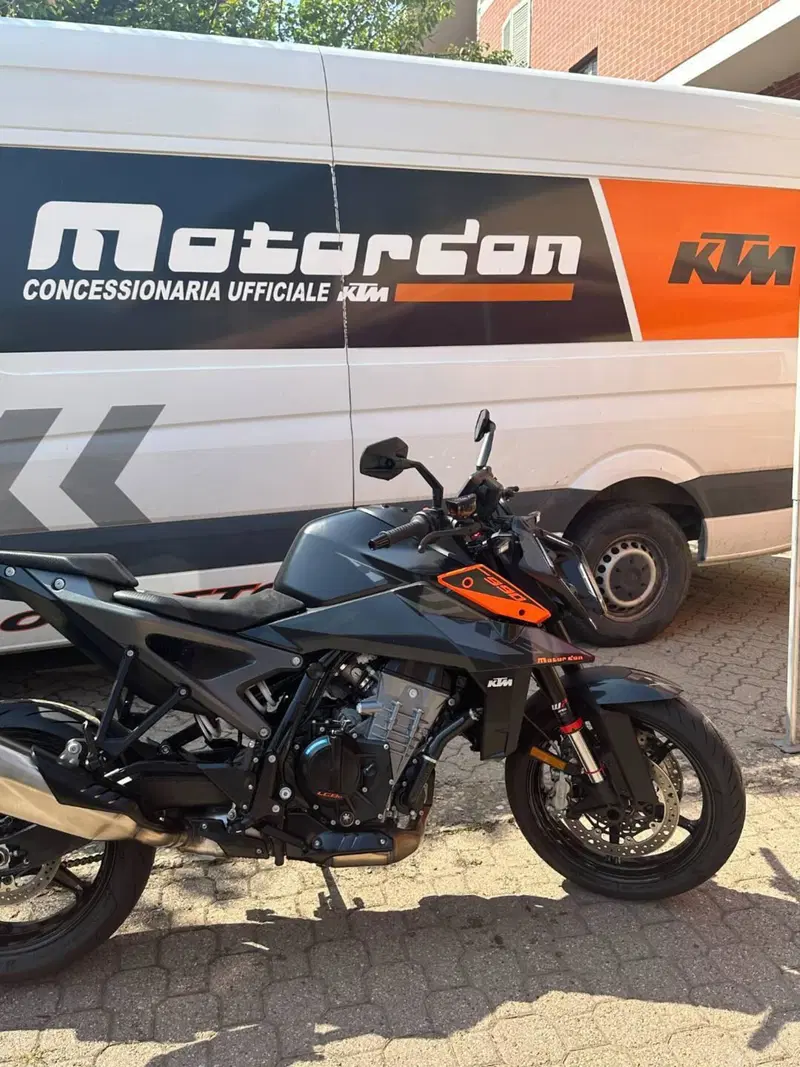 KTM 990 Duke (2024 - 26) (2)