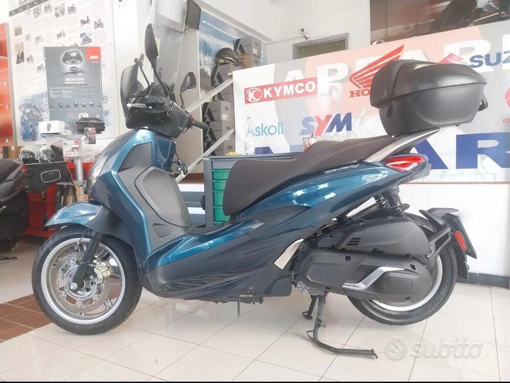 Piaggio Beverly 400 ABS-ASR (2021 - 24) (2)