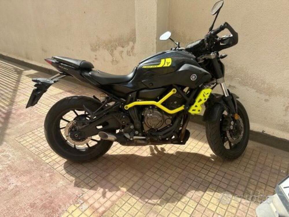 Yamaha MT-07 (2017 - 18) (5)