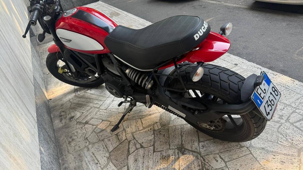 Ducati Scrambler 800 Icon (2015 - 16)