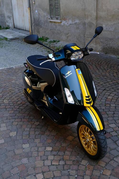 Vespa Sprint 50 Racing Sixties (2021 - 22)