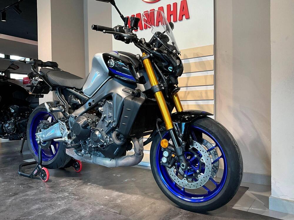 Yamaha MT-09 SP (2021 - 23) (2)