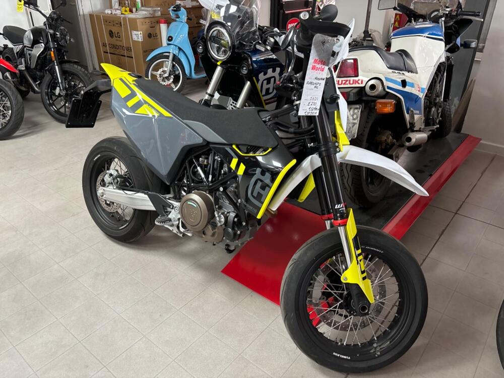 Husqvarna 701 Supermoto (2023 - 24) (2)