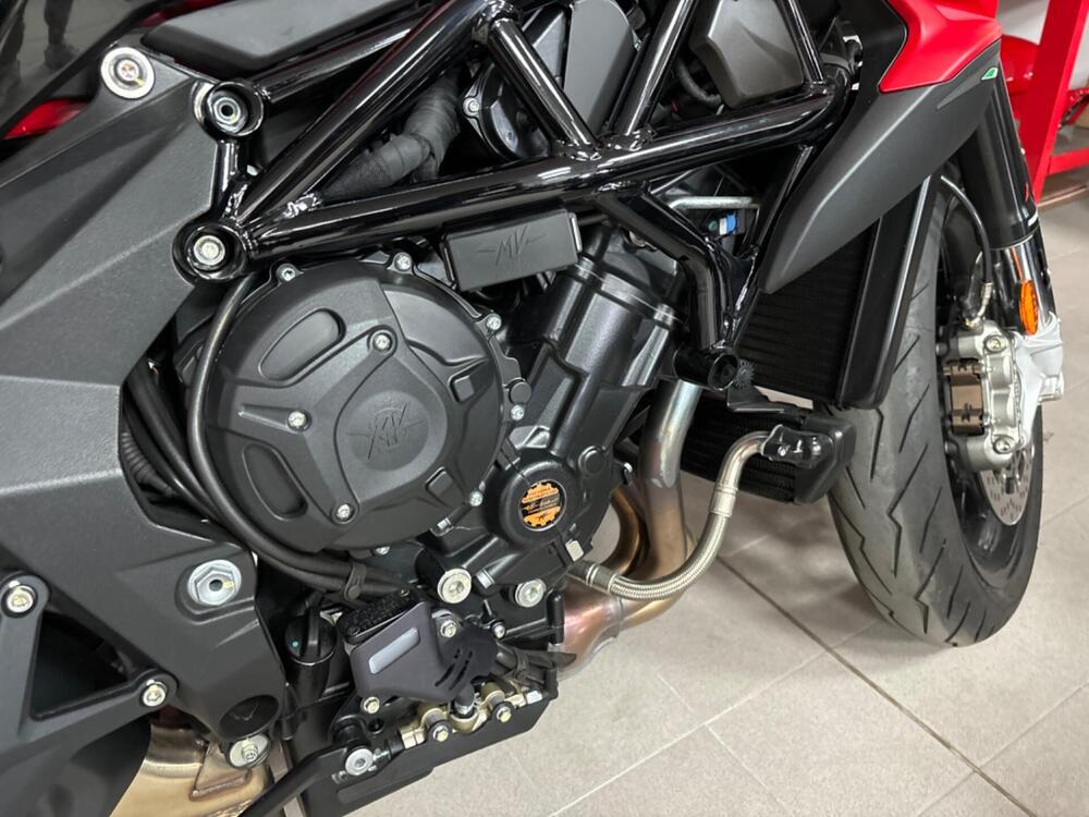 MV Agusta Dragster 800 Rosso (2021 - 23) (5)