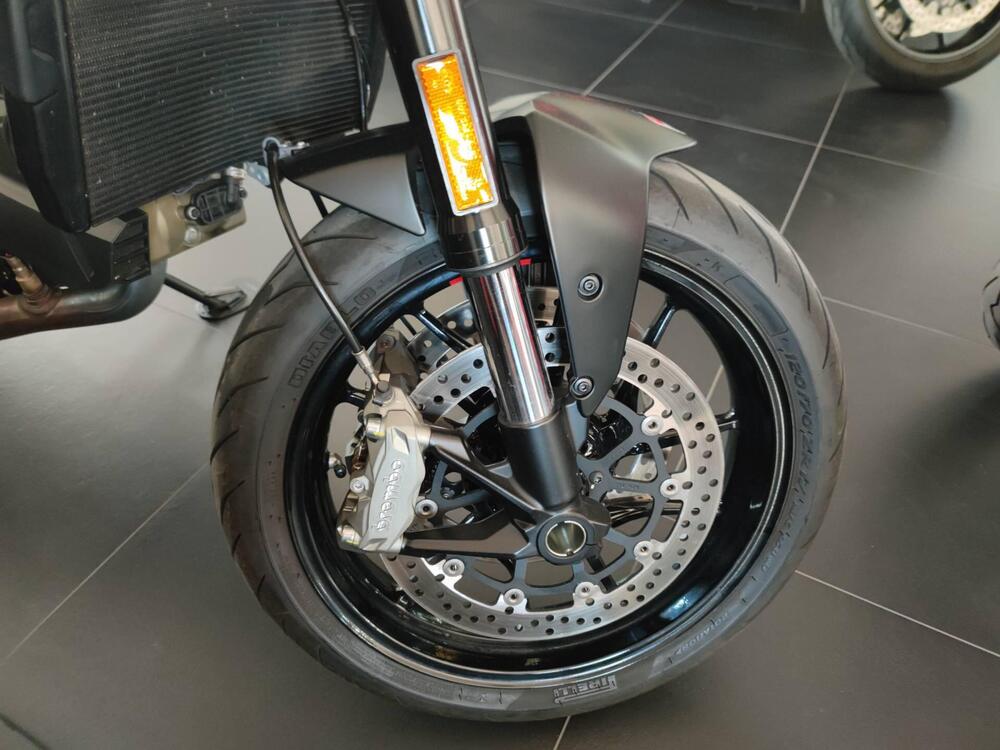 Ducati Monster 937 + (2021 - 24) (3)