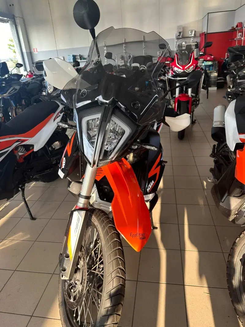 KTM 890 Adventure R (2021)