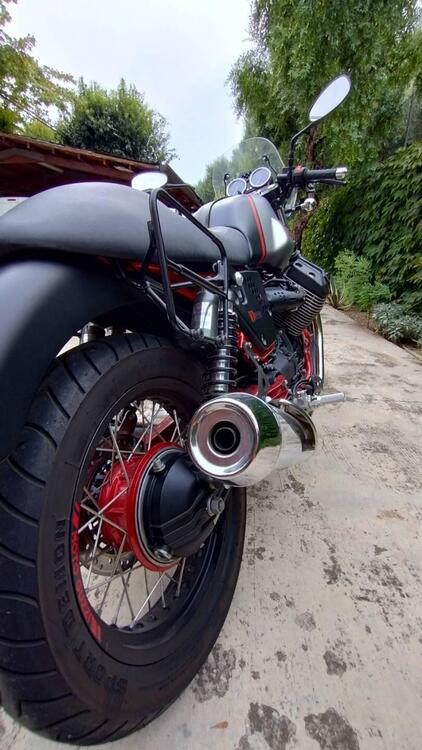 Moto Guzzi V7 II Racer (2015 - 17) (4)