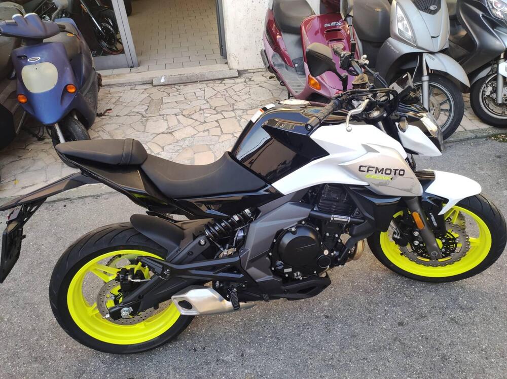 CFMOTO 650NK (2021 - 24) (2)