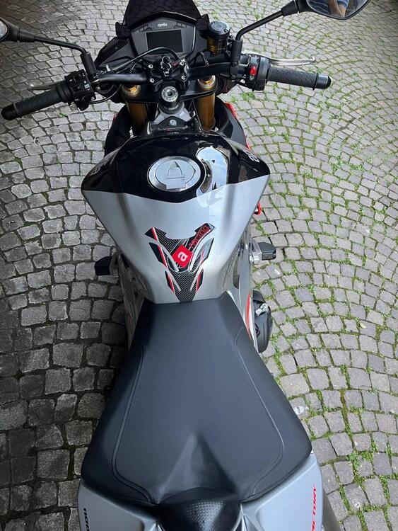 Aprilia Tuono 1100 V4 Factory (2019 - 20) (5)