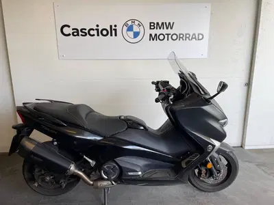 Yamaha T-Max 530 DX (2017 - 19) usata