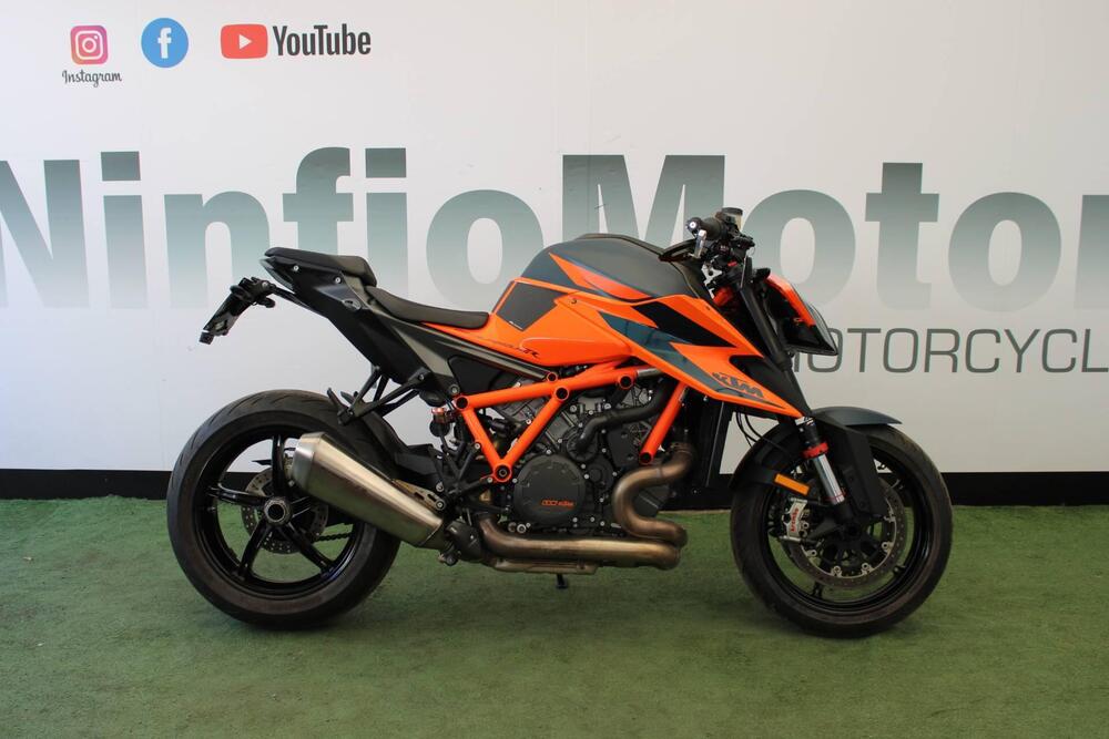 KTM 1290 Super Duke R (2020)