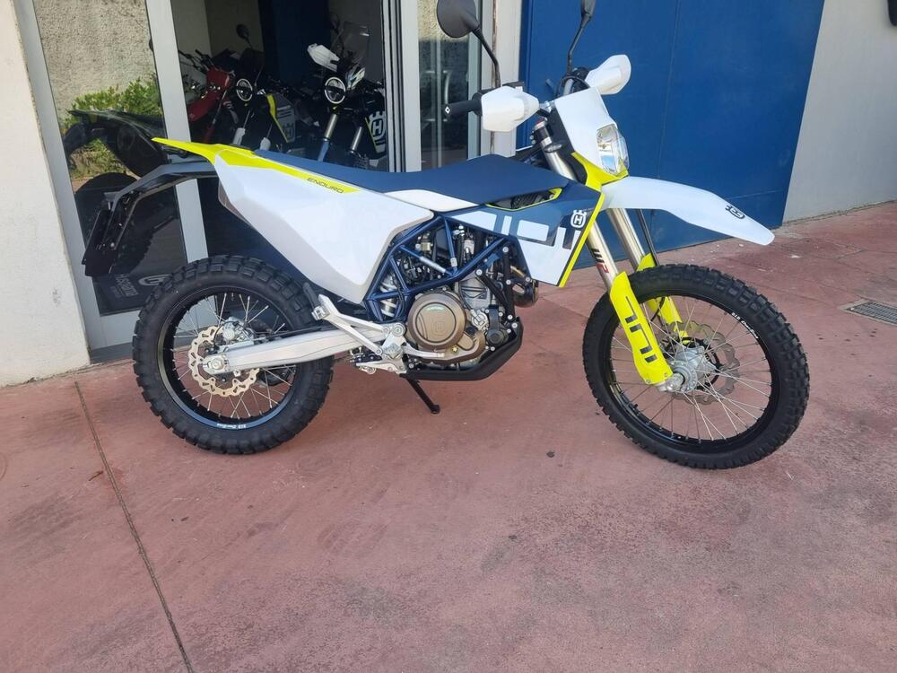 Husqvarna 701 Enduro (2023 - 24) (3)