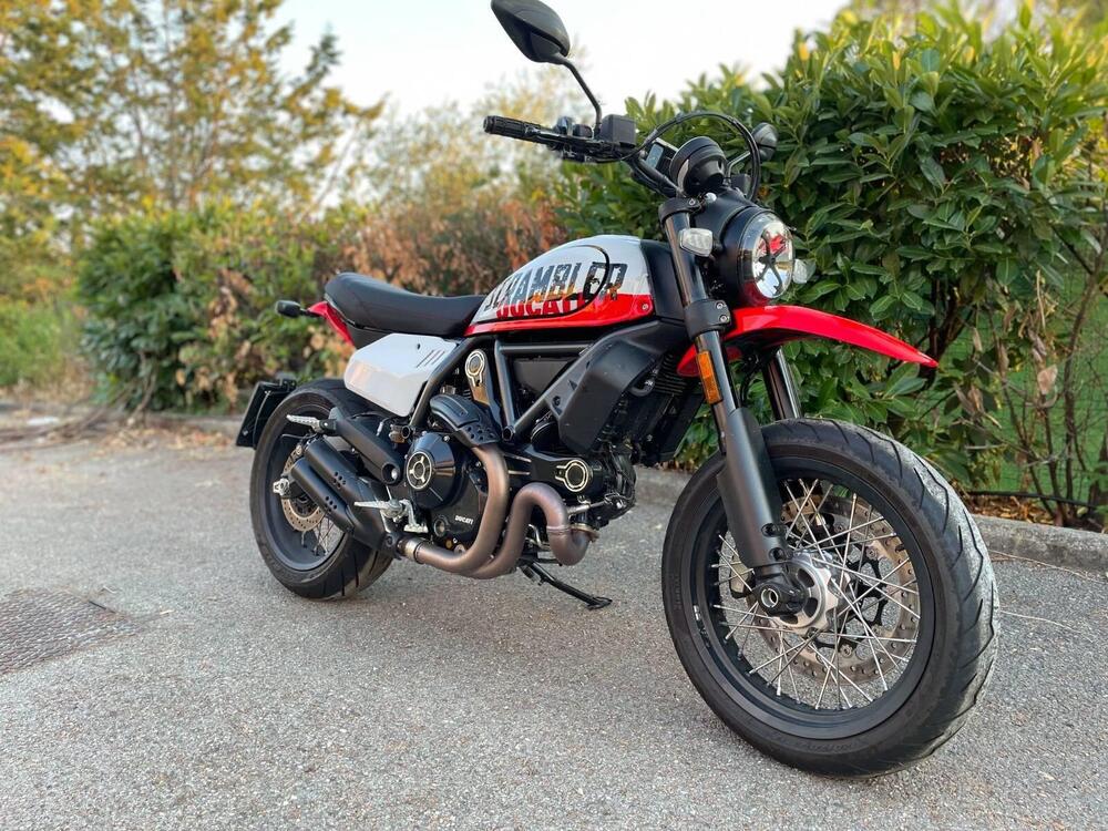 Ducati Scrambler 800 Urban Motard (2022) (2)