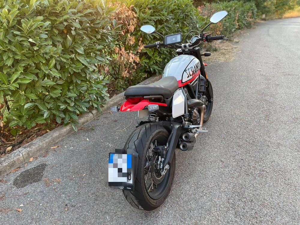 Ducati Scrambler 800 Urban Motard (2022) (5)