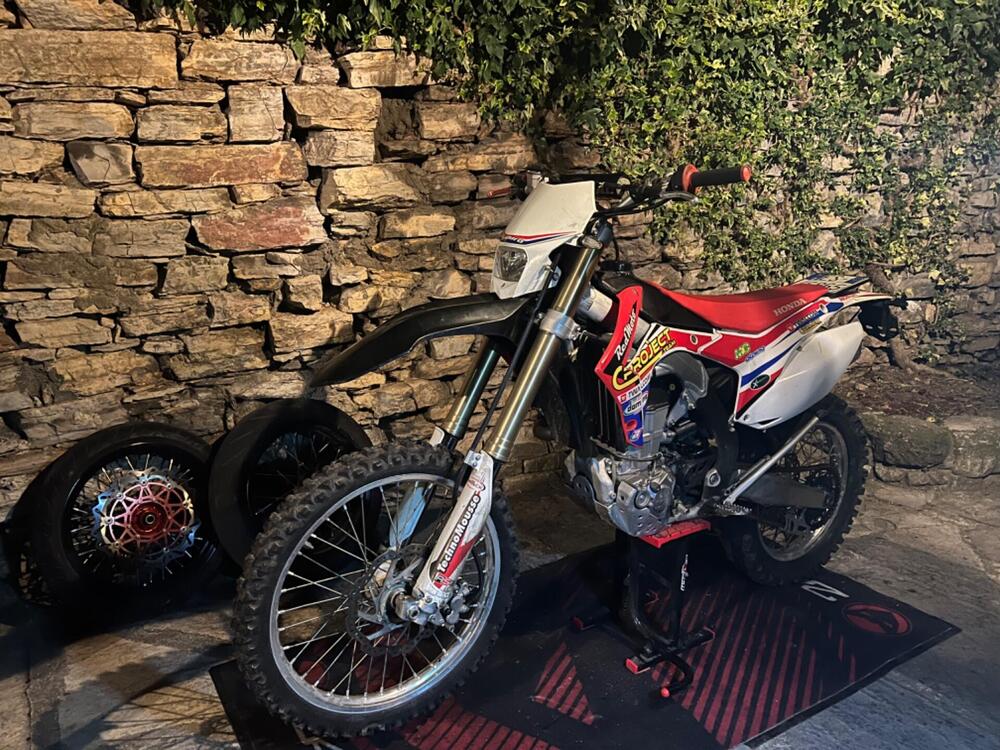 Honda CRF 450 R (2017) (3)