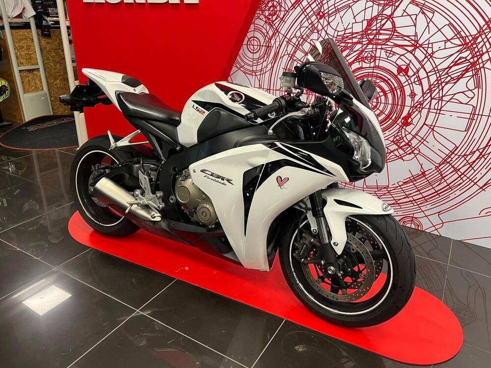 Honda CBR 1000 RR Fireblade (2008 - 11) (5)