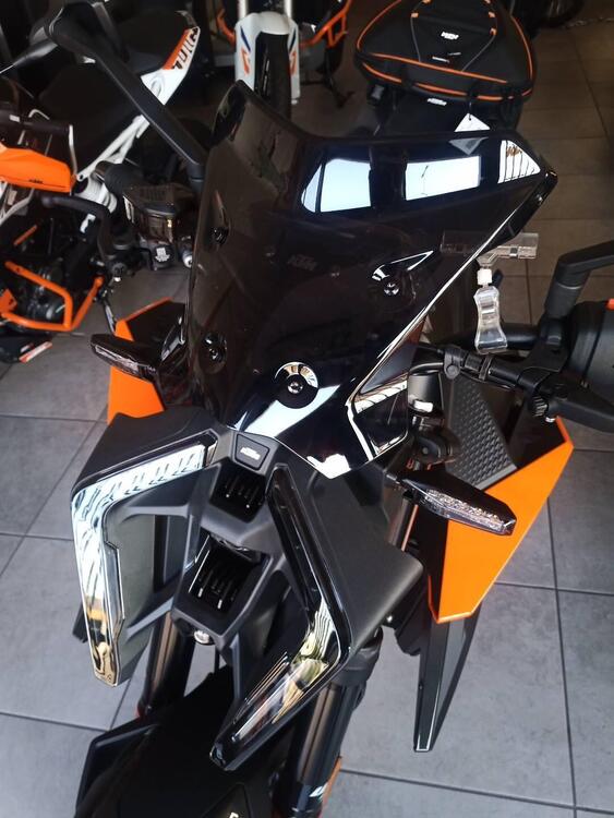 KTM 990 Duke (2024) (3)