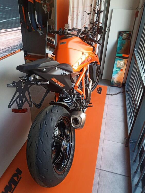 KTM 1390 Super Duke R (2024) (3)