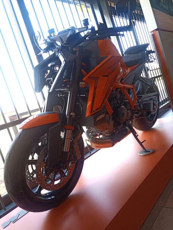 KTM 1390 Super Duke R (2024) (5)