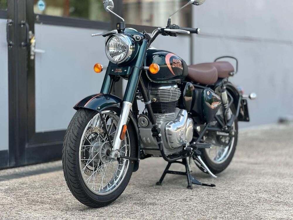 Royal Enfield Classic 350 (2021 - 24) (4)