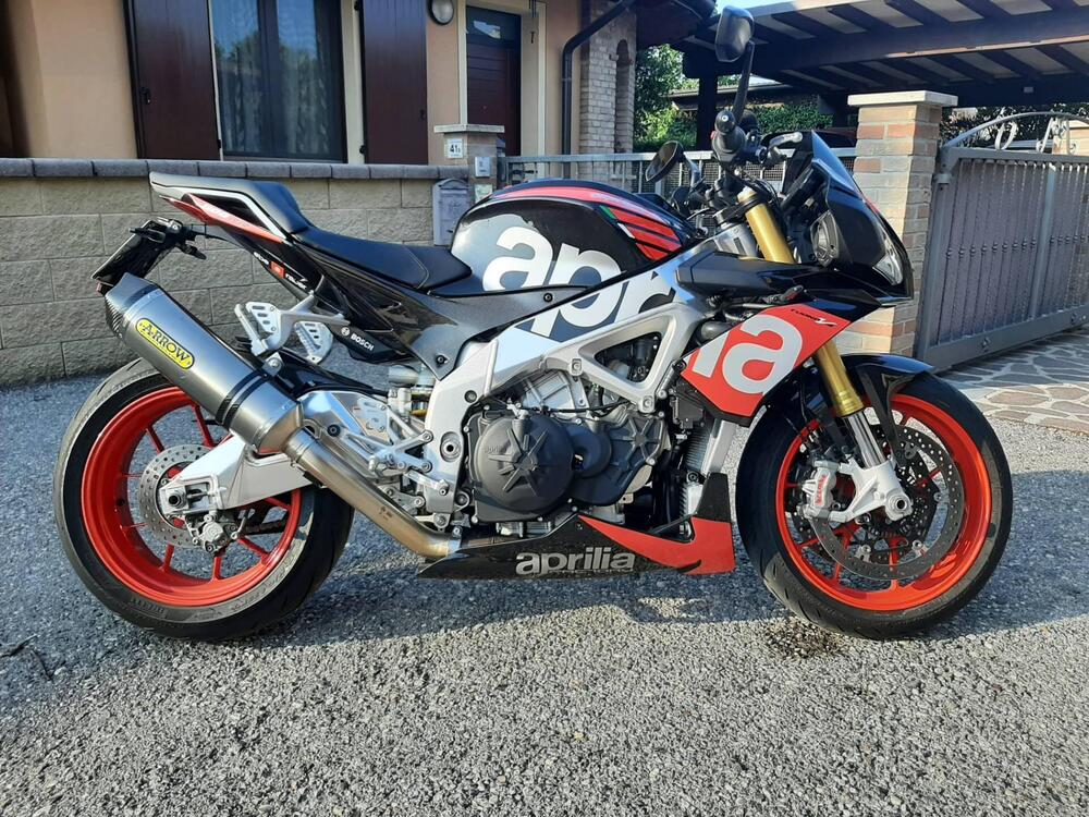 Aprilia Tuono 1100 V4 RR (2017 - 18)