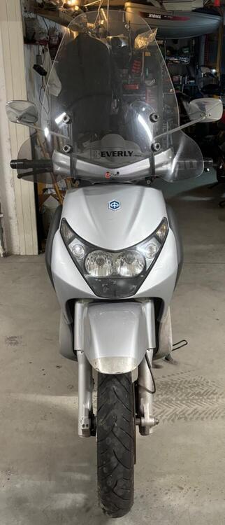 Piaggio Beverly 400 i.e. (4)