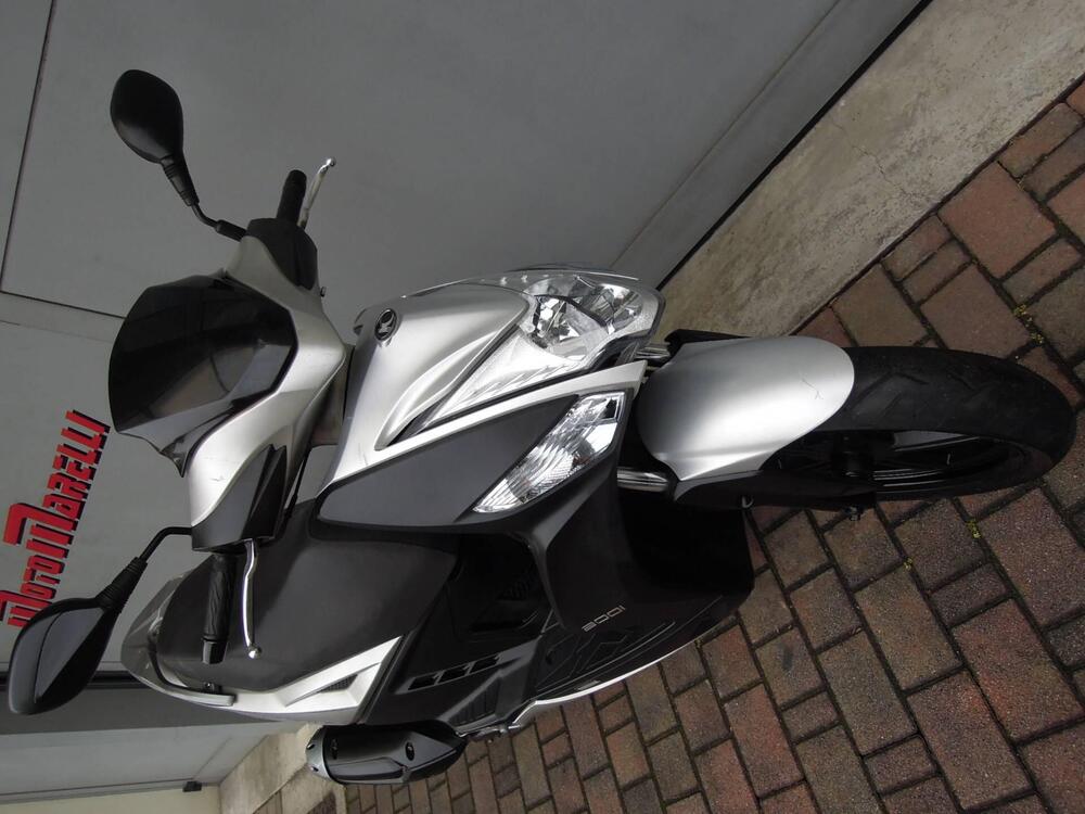 Kymco Agility 200i R16 + (2014 - 17) (4)