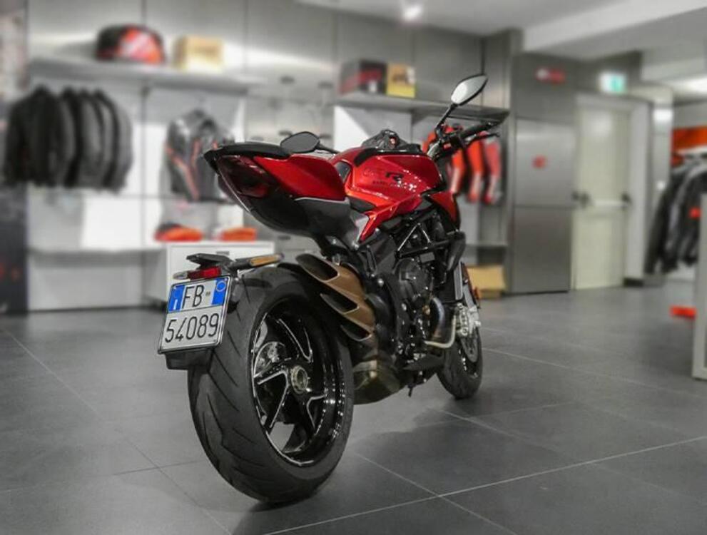 MV Agusta Brutale 800 RR (2021 - 24) (2)