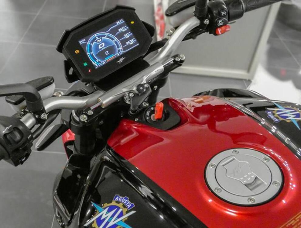 MV Agusta Brutale 800 RR (2021 - 24) (4)