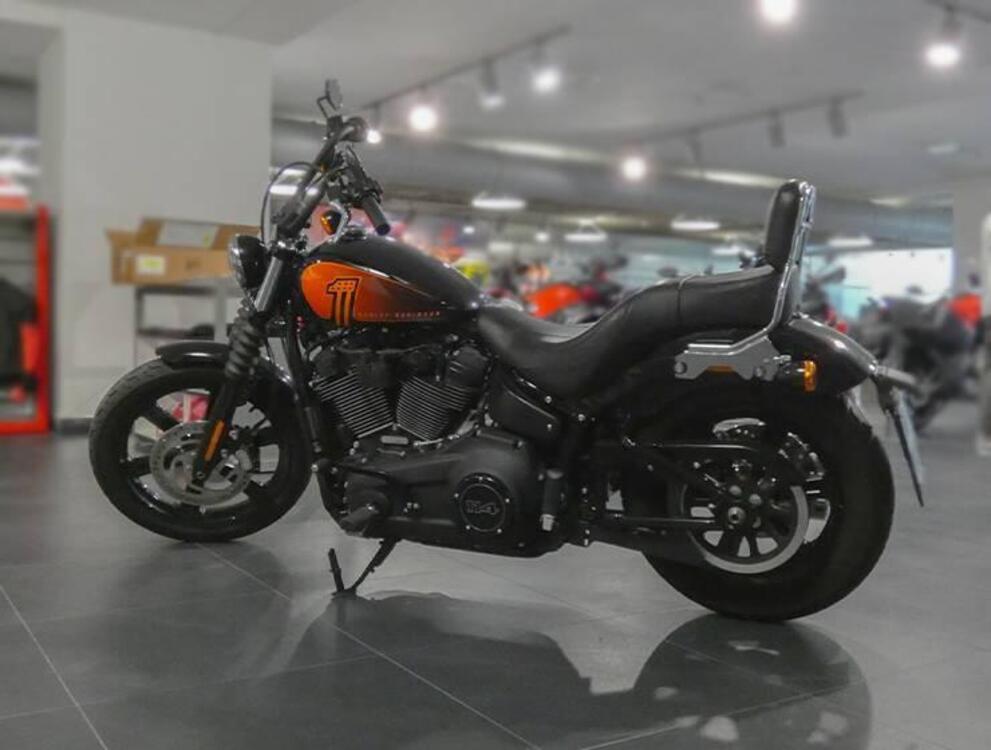 Harley-Davidson Street Bob 114 (2021 - 24) (2)