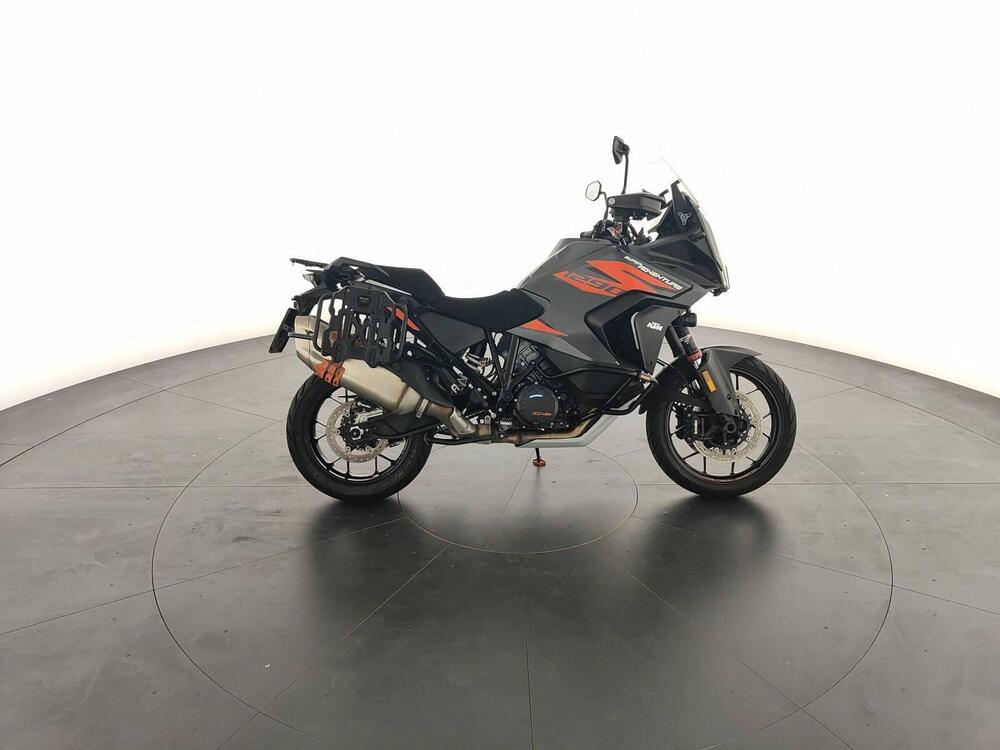 KTM 1290 Super Adventure S (2021) (4)