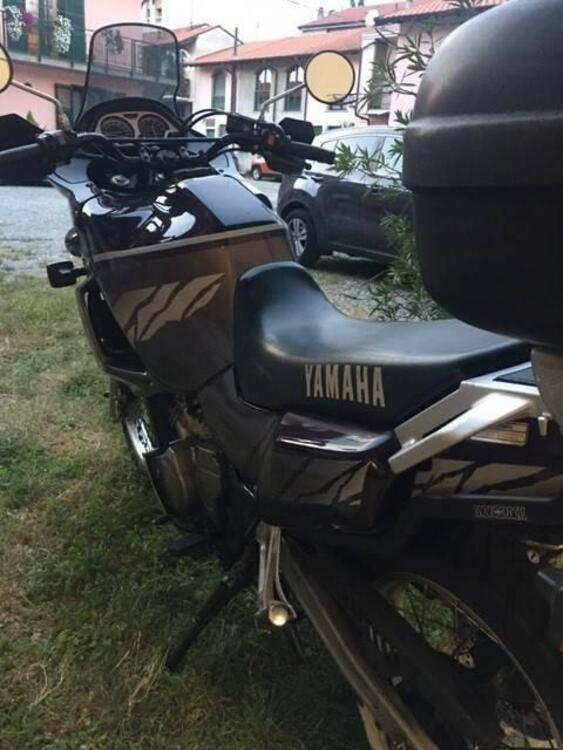 Yamaha xtz 750