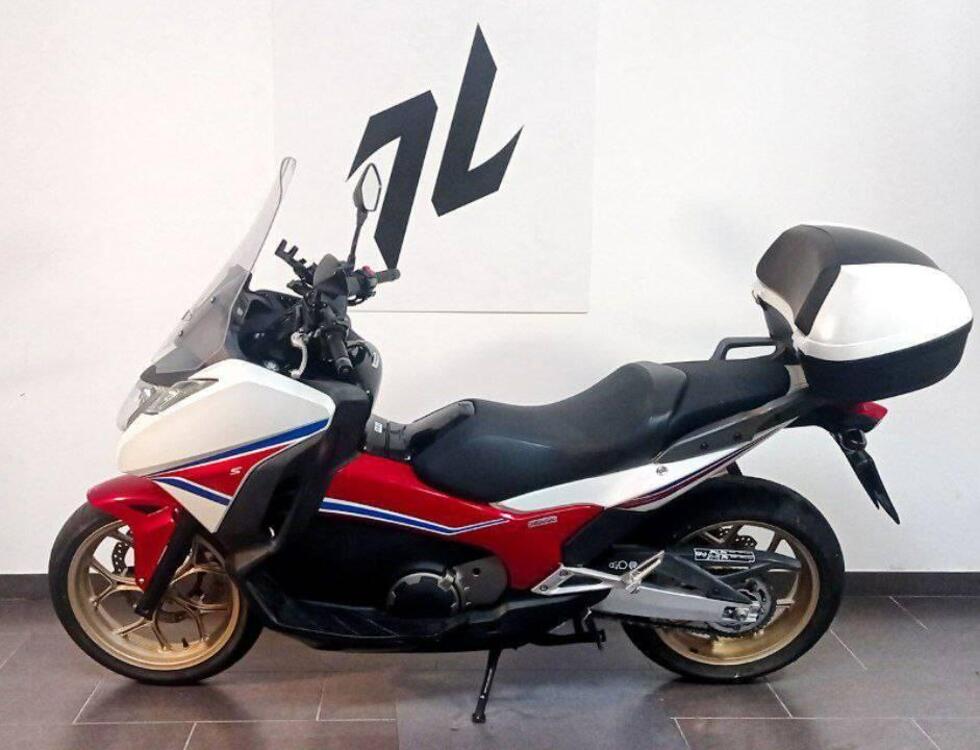 Honda Integra 750 DCT (2016 - 17) (3)