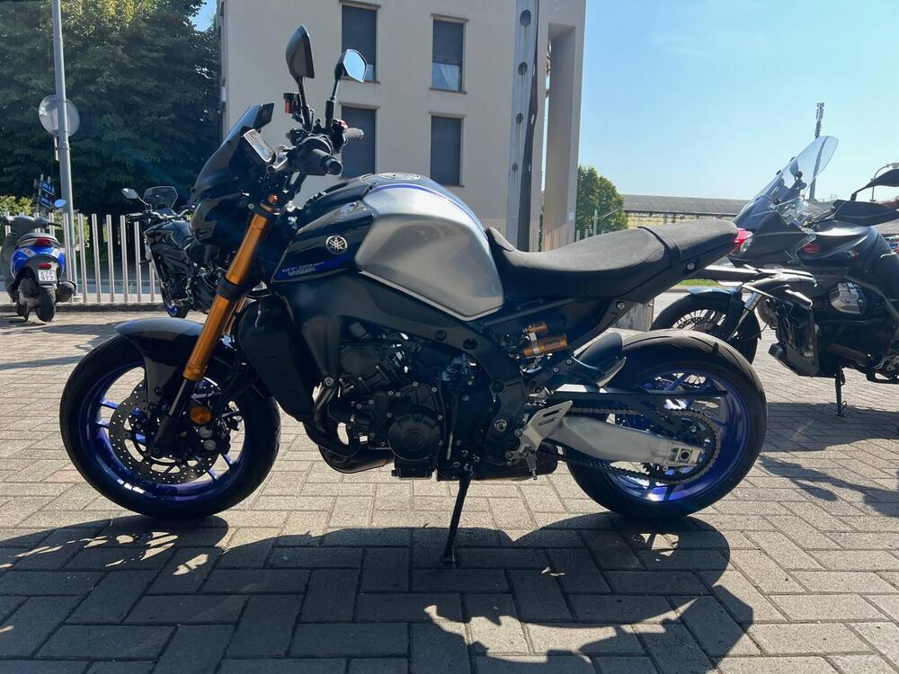 Yamaha MT-09 SP (2021 - 23) (4)