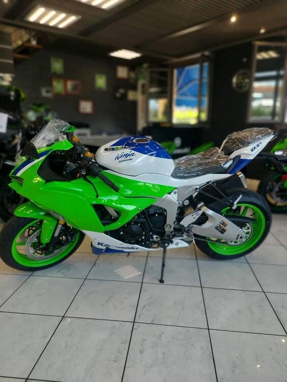 Kawasaki Ninja 636 ZX-6R 40th Anniversary Edition (2024) (4)