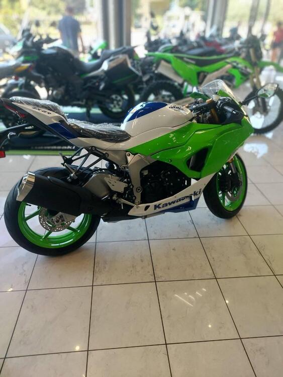 Kawasaki Ninja 636 ZX-6R 40th Anniversary Edition (2024) (5)