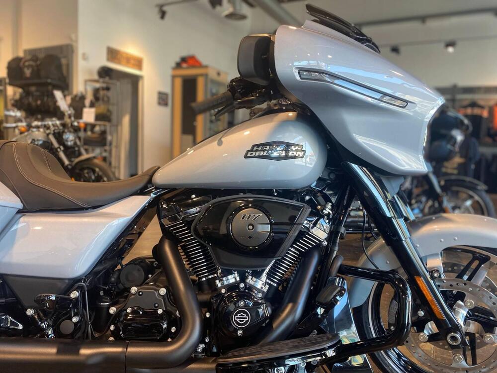 Harley-Davidson Street Glide (2024) (3)