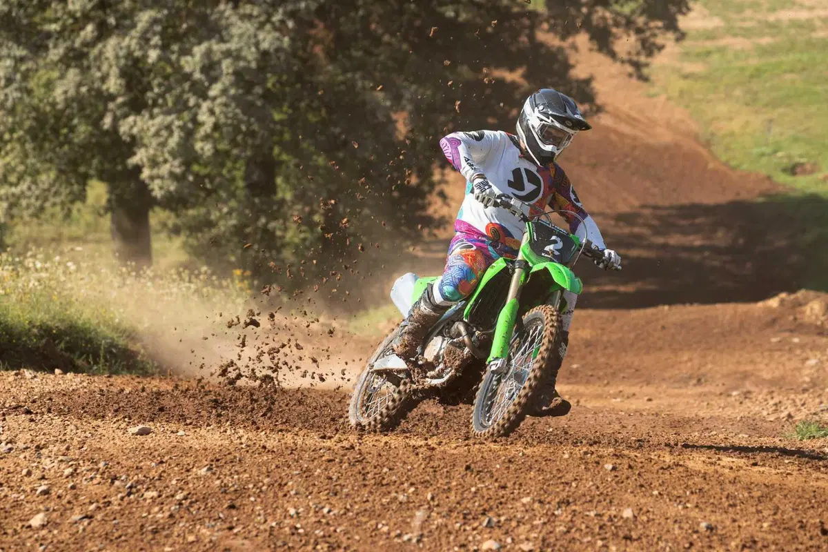 Kawasaki KX250 2025 TEST: tutta nuova e pronta per il mondiale MX2 (3)
