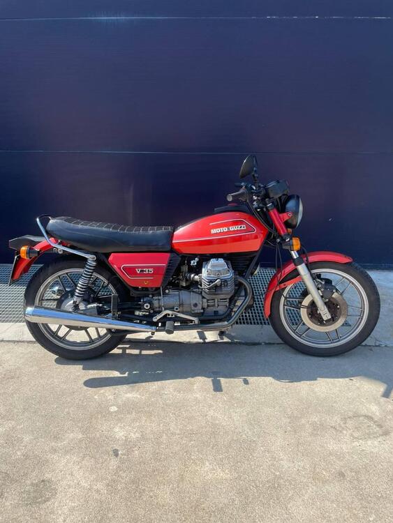 Moto Guzzi V 35 (1977 - 80)