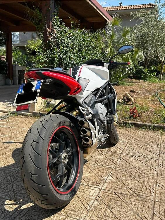 MV Agusta Brutale 800 EAS ABS (2012 - 15) (3)