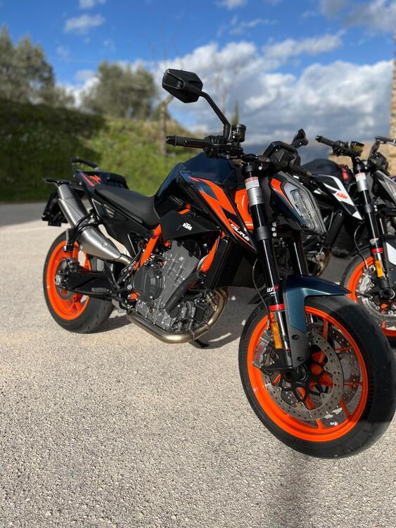 KTM 890 Duke R (2022 - 23) (3)