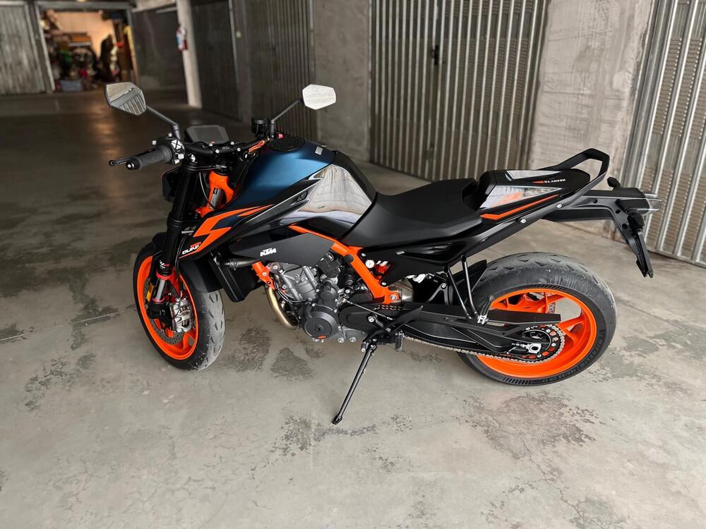 KTM 890 Duke R (2022 - 23) (4)