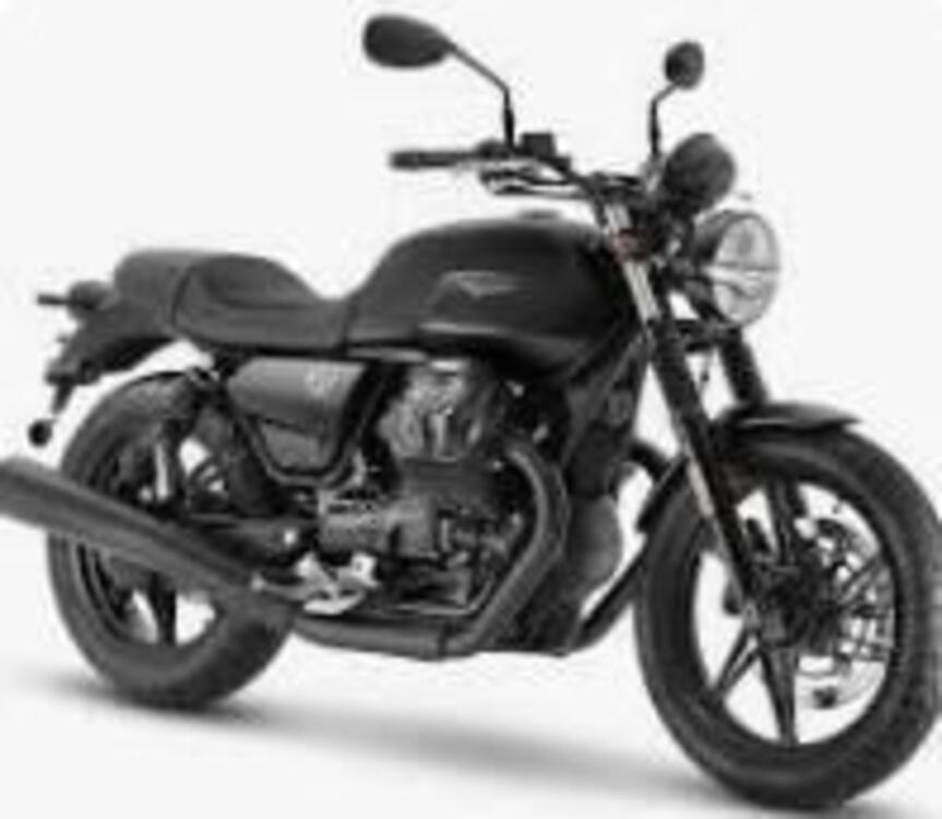 Moto Guzzi V7 Stone (2021 - 24)