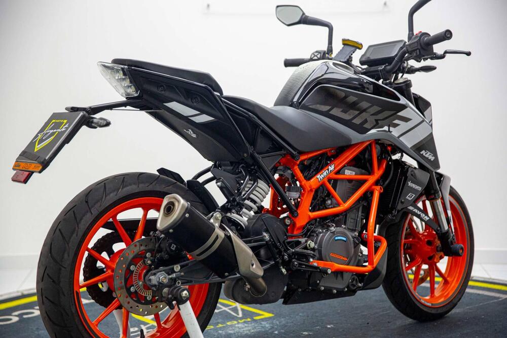 KTM 390 Duke (2021 - 23) (4)