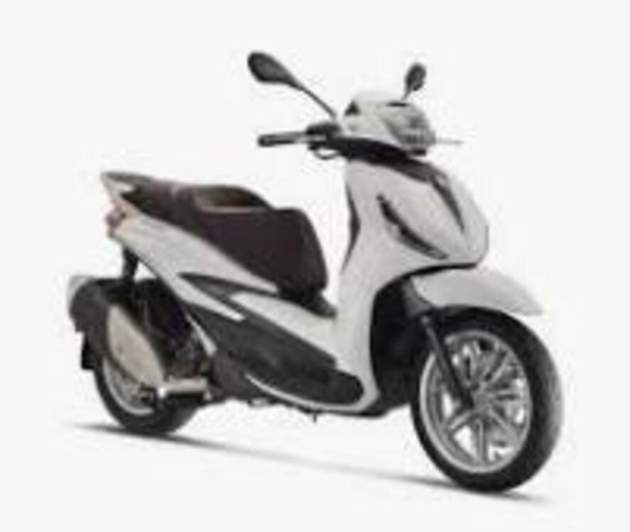 Piaggio Beverly 400 ABS-ASR (2021 - 24)