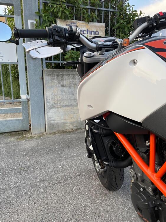 KTM 690 Duke (2012 - 16) (2)