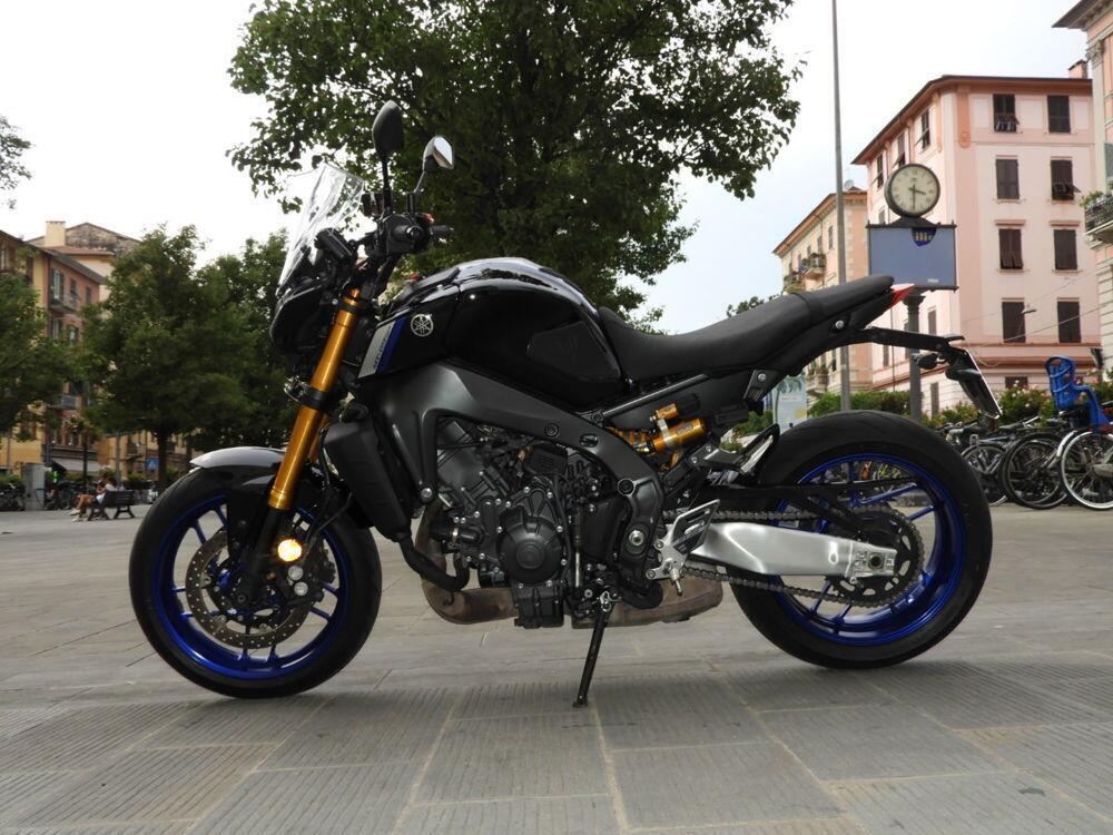 Yamaha MT-09 SP (2021 - 23) (4)