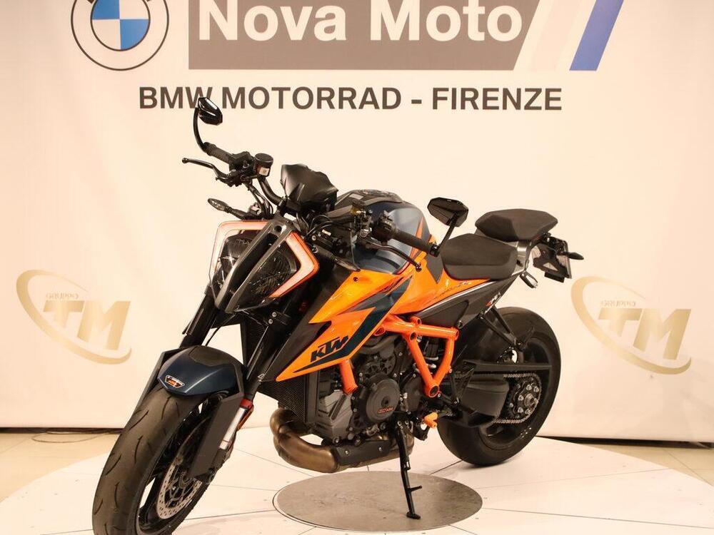 KTM 1290 Super Duke R (2022 - 23) (2)